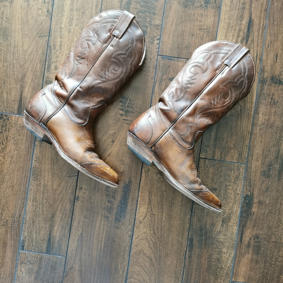 Vintage Shoes - Boulet Canada Brown Leather Western Boots Size 6